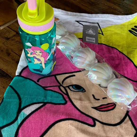 NWT: Disney Little Mermaid Loy - Picture 4 of 7